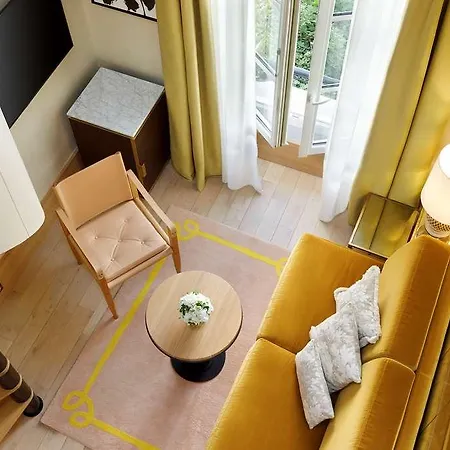 Le Belgrand Champs Elysees Tapestry By Hilton Париж