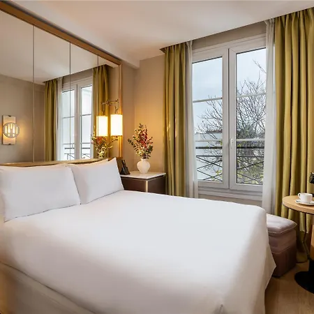 Отель Le Belgrand Champs Elysees Tapestry By Hilton