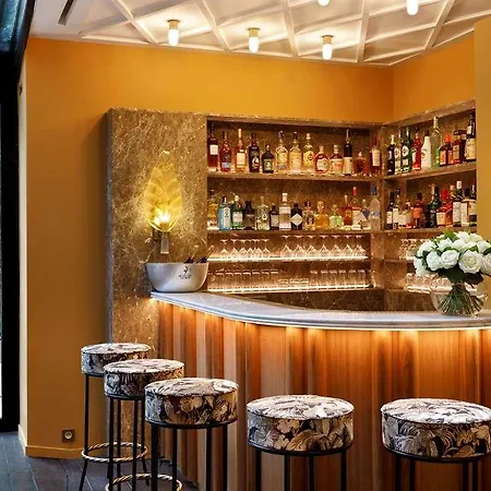 Hotel Le Belgrand Champs Elysees Tapestry By Hilton *