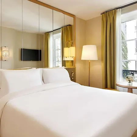 Le Belgrand Champs Elysees Tapestry By Hilton Hotel
